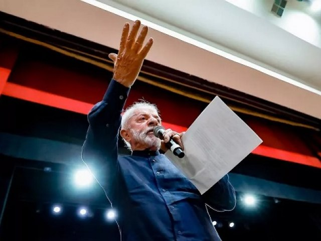 PACOTE FOI SÓ PALANQUE - Ataques a Bolsonaro dominaram discurso de Lula; R$ 1,5 bilhão em obras em Ro ficou em 2º plano 

